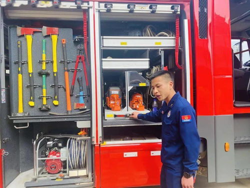 消防光學(xué)器材進(jìn)校園，安全知識(shí)伴成長(zhǎng)